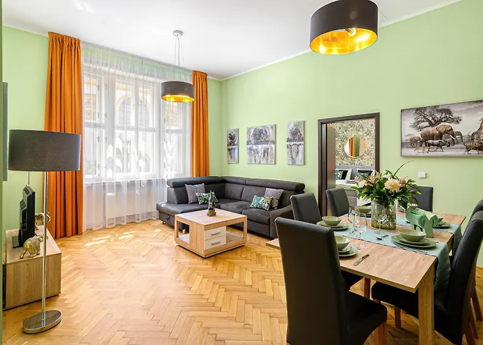 Oasis Apartments At Charles Square